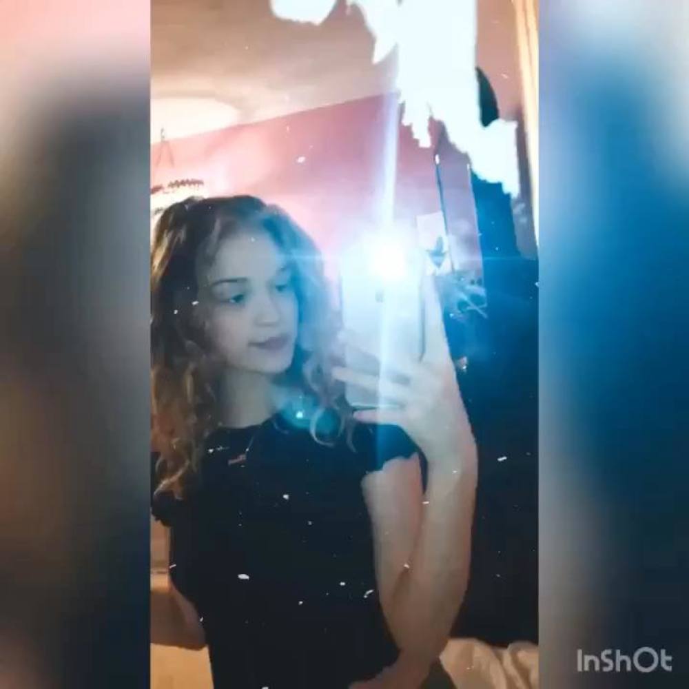 Meet your Posher, Olivia